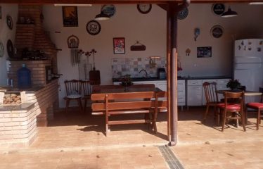 Amplo imóvel na Serra da Cantareira